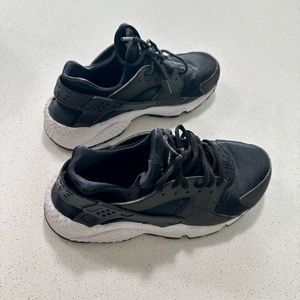 Womens Nike Huarache
